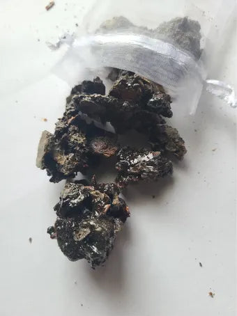 Firestarter / spruce resin coated wood / upcycled wood / bushcrafting / long burn