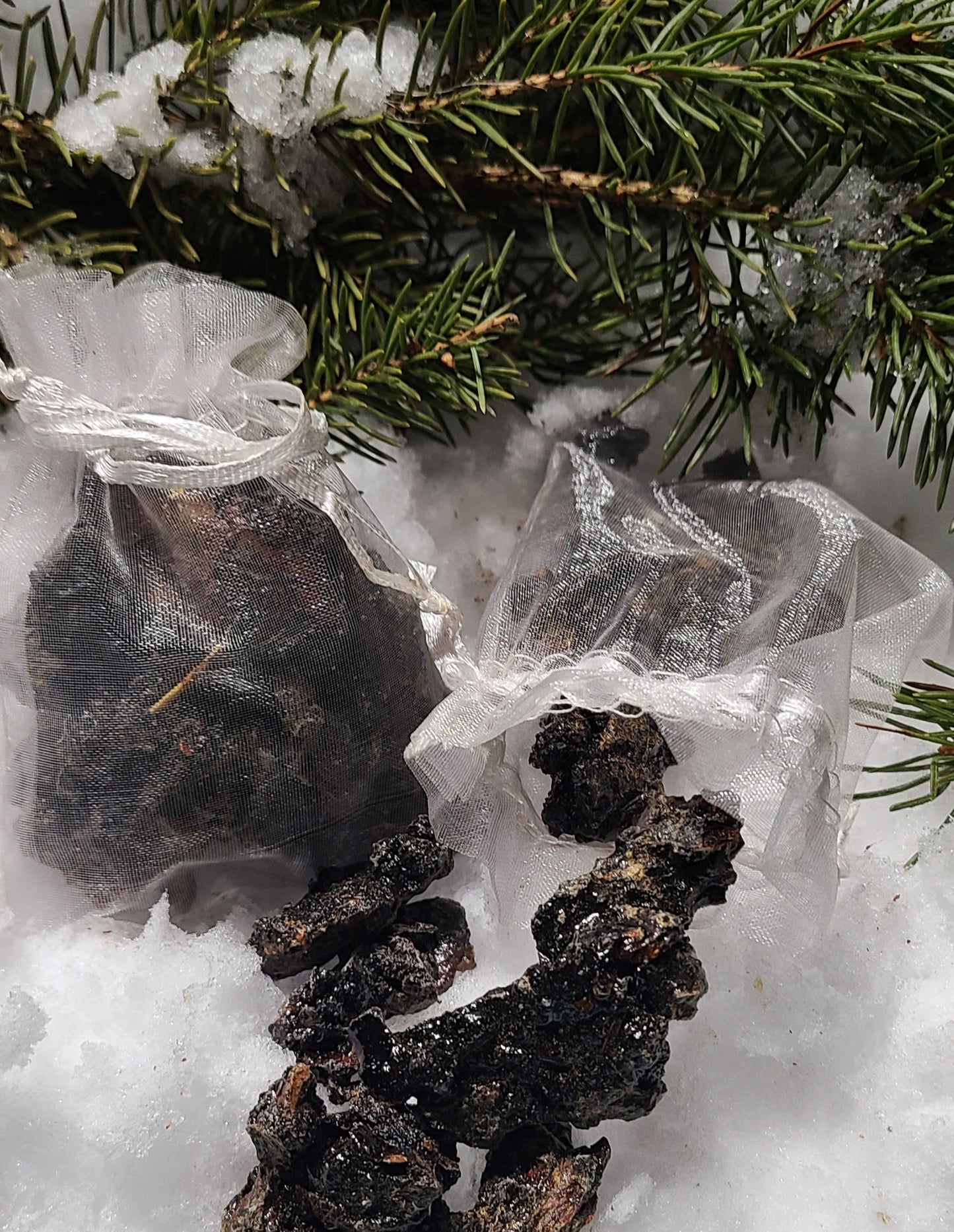 Firestarter / Resin-Soaked Bushcraft Igniters