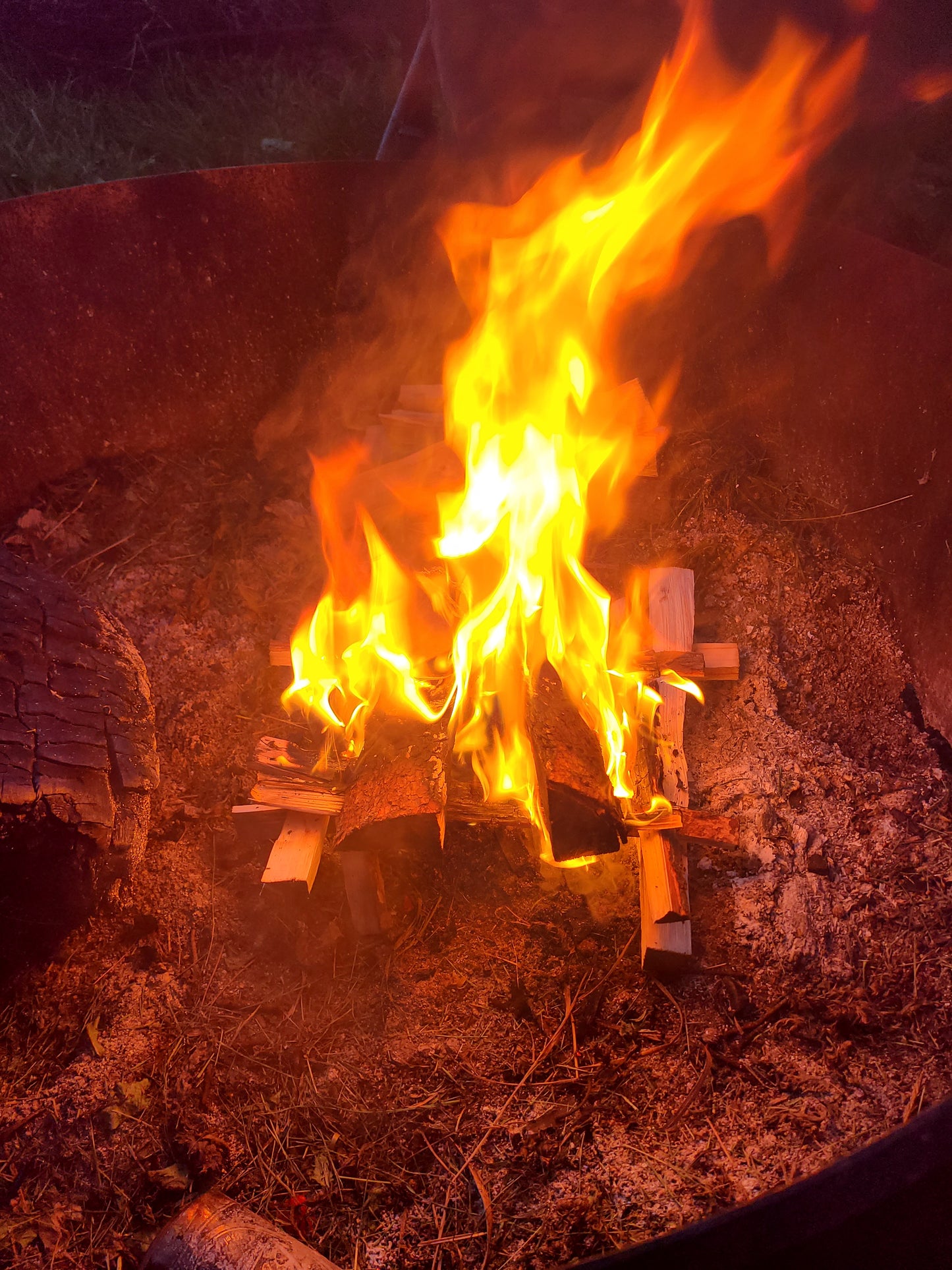 Firestarter / Resin-Soaked Bushcraft Igniters